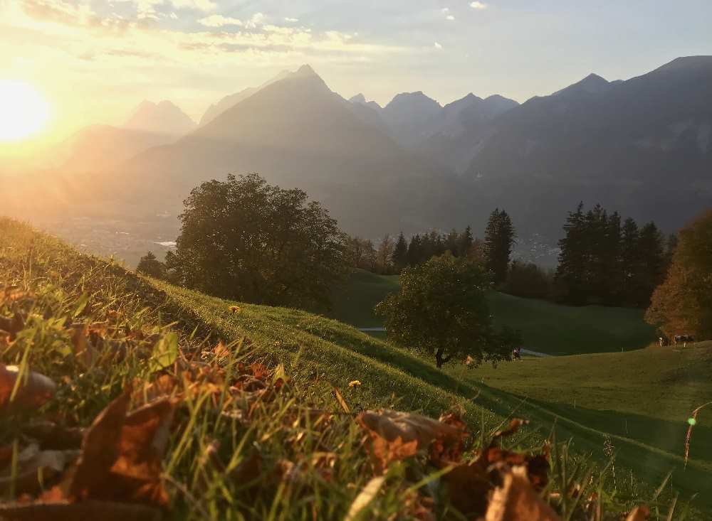 Sonnenuntergang im Herbst. Reiseblogger Tipp für den Urlaub im Karwendelgebirge