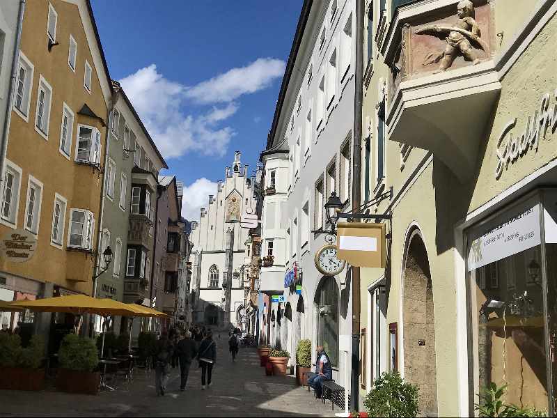 Sehenswürdigkeiten Schwaz in Tirol - die Altstadt mit der Franz-Josef-Strasse