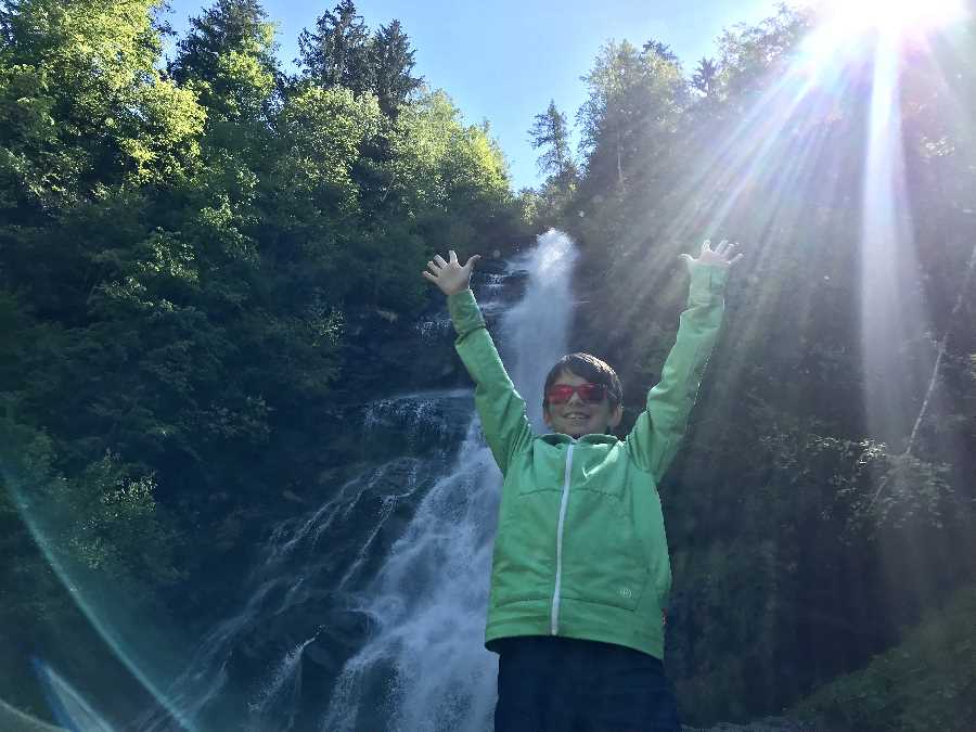 Tirol Wasserfälle - hier der 90 Meter hohe Zillertal Wasserfall
